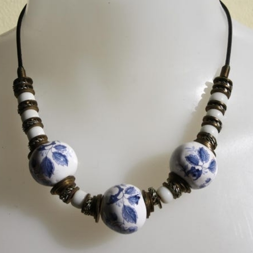 Vintage Choker necklace blue and white floral ceramic beads brass on leather